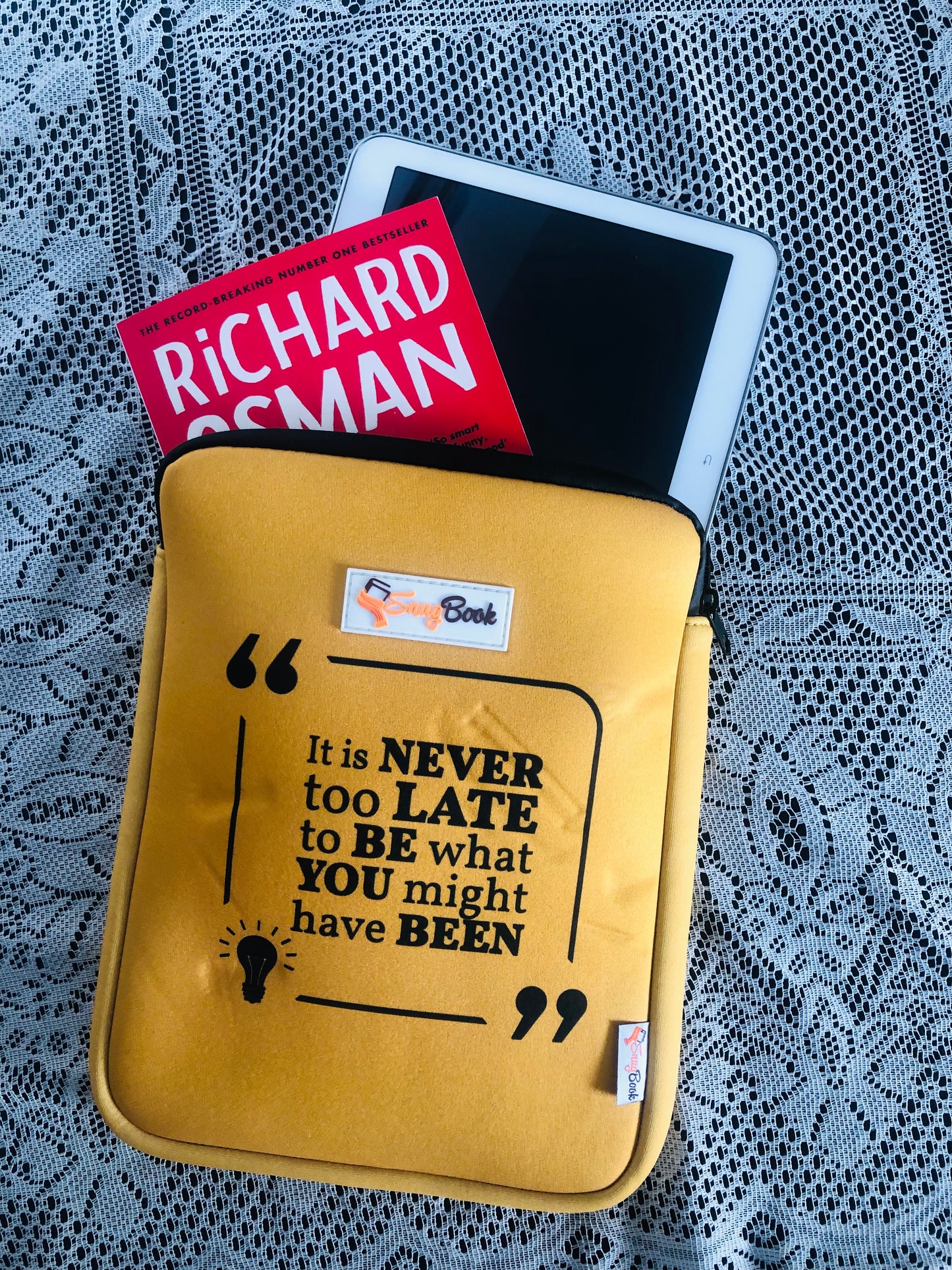 BOOK POUCH